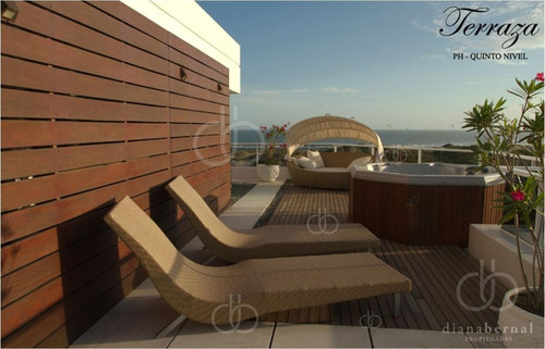Imagen 3 de 18 de Punta Del Este.exclusivo Pent House Mas Loft, Decorado Con Excelente Gusto Frente Al Mar!- Ref: 41518