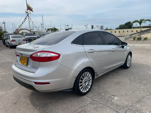 Ford Fiesta 1.6 Titanium At