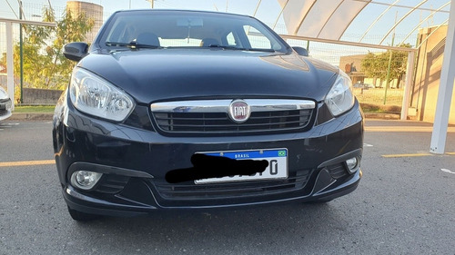 Fiat Grand Siena 2013 1.4 Attractive Flex 4p