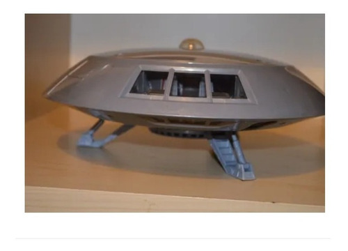 Miniatura Nave Jupiter 2 Perdidos No Espaço Dr Smith (Usado)