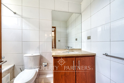 Impecable Casa En Los Bravos Nororiente Con Piscin...