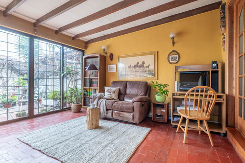 Linda Ley Pereira 3 Pisos. Jardín (casa Ortúzar)