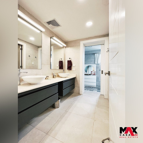 Imagen 9 de 30 de Lujoso Apartamento En Venta En El Centro De Piantini 400m2