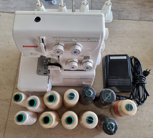 Overlock Janome 8002d