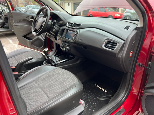 Imagen 7 de 10 de Chevrolet Onix 2018 Ltz 1.4 Nafta Manual