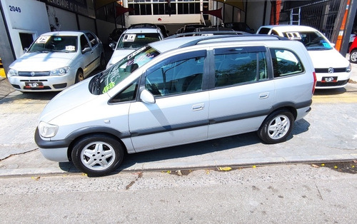 Imagem 2 de 9 de Chevrolet Zafira 2003 2.0 8v 5p Tl Multimarcas