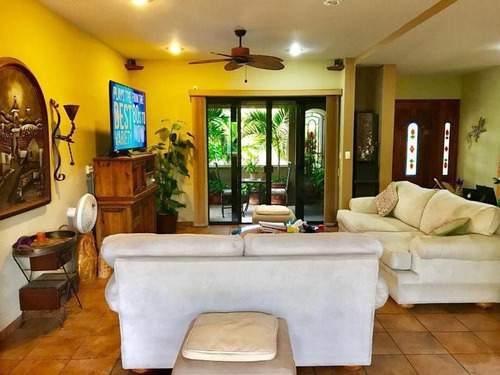 Imagen 11 de 30 de Casa En Venta/renta De 3 Recámaras, Piscina Y Cerca Del Mar, Playa Paraíso, Playa Del Carmen