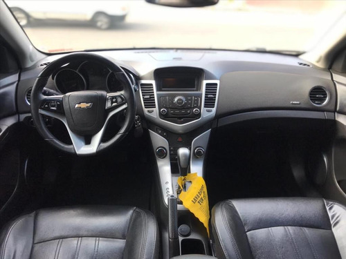 Imagem 2 de 8 de Cruze 1.8 Lt 16v Flex 4p Automático