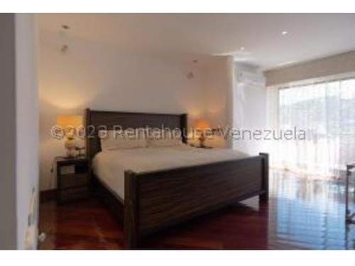 #23-20327 Exclusivo Apartamento En Colinas Del Tamanaco