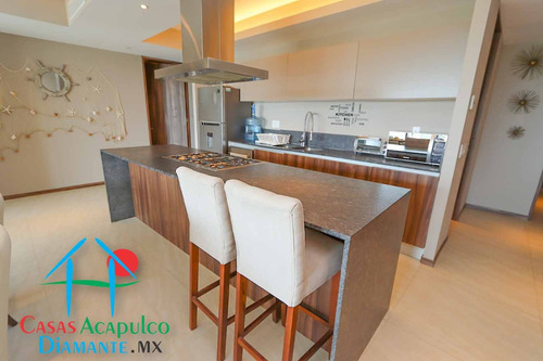 Cad La Isla Emerald C10. Terraza Grande Con Vista A Los Jardines Y Albercas