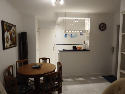 Imagen 20 de 29 de Apartamento En Parada 10 Playa Mansa Frente Al Mar, Super Equipado, Y Las Mejores Comodidades.