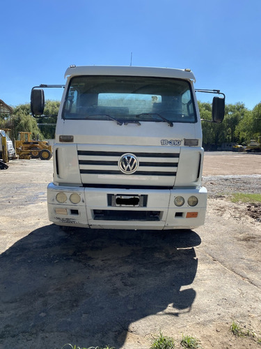 Volkswagen 18.310 Worker Tractor 4x2