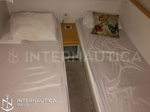 Imagem 9 de 12 de Ferretti Spirit 50 1992 Intermarine Ferretti Phantom Prestig