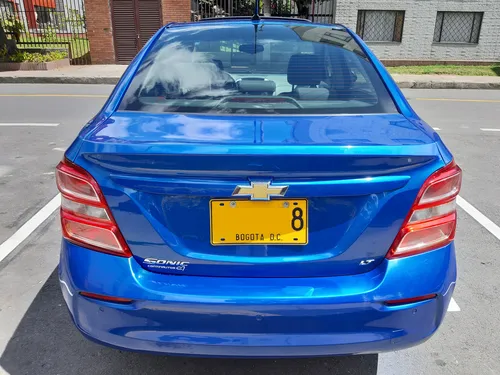 Sonic Sedan Automático 2018