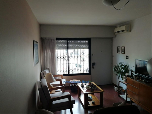 Casa Venta Buceo 2 Dormitorios, Garaje U$d 240.000