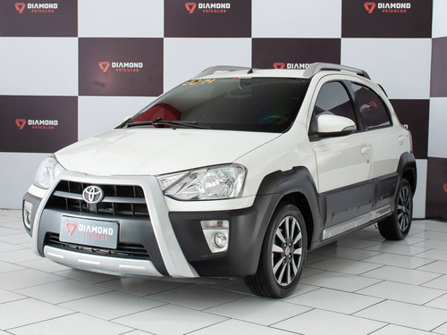 Toyota Etios Cross 1.5 16v Flex 4p Manual