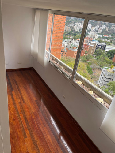 Imagen 18 de 30 de Se Vendo Apto 330m2 3h+s/2.5b+s/2p Valle Arriba 2990