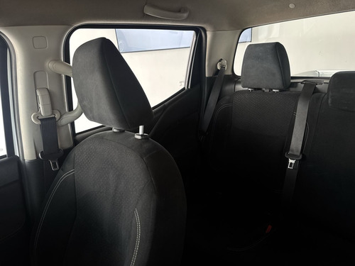 Nissan NP300 2.5 SE Paq Seguridad Mt
