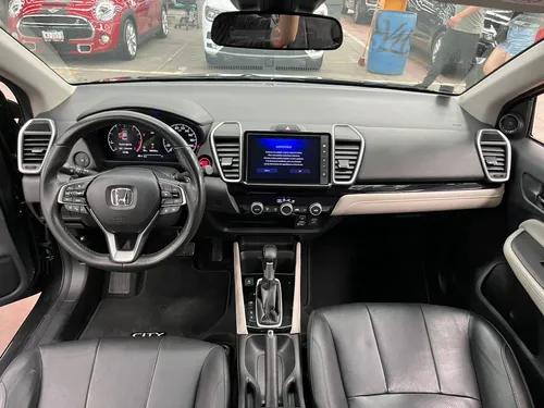 Honda City 1.5 Touring Cvt