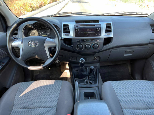 Toyota Hilux 3.0 Cd Sr C/ab 171cv 4x4