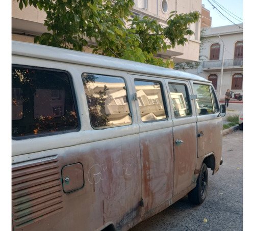 Volkswagen Kombi 84