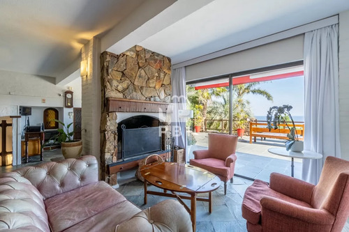 Venta De Hotel 13 Dormitorios, Rinconada Alta, Punta Ballena - Ref : Pbi13856