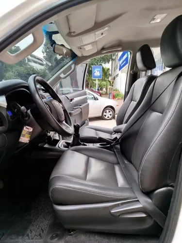 Toyota Hilux 2.4l 4x4