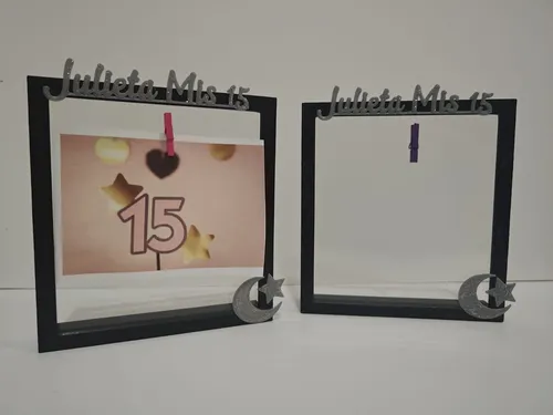 24 Souvenirs 15 Años Portafotos Personalizados Con Diseños.