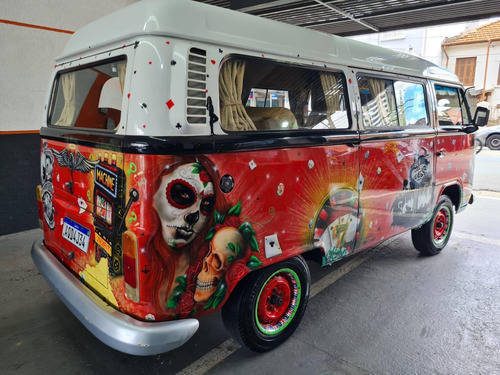 Volkswagen Kombi Kombi Standard 1.4 (Flex)