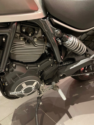 Imagem 9 de 13 de Ducati Scrambler Icon