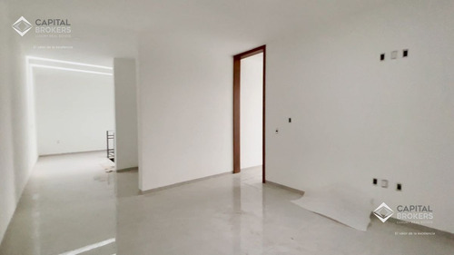 Imagen 15 de 30 de Casa De Lujo Moderna Zona Chapalita