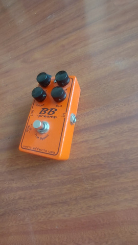 Bb Preamp Pedal De Guitarra 