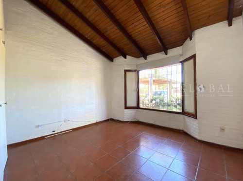 Alquiler Casa 3 Dormitorios El Pinar Con Cochera