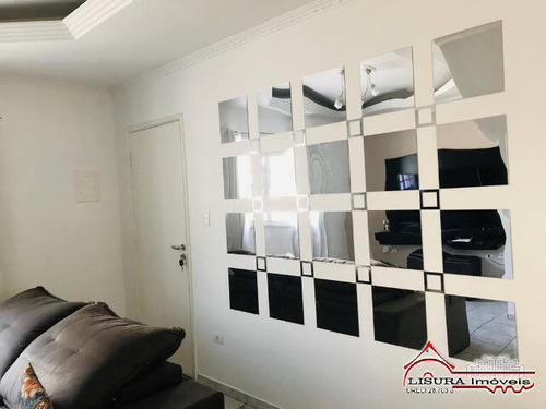 Imagem 3 de 15 de Casa Condomínio Veneza Jacareí Sp - 7624