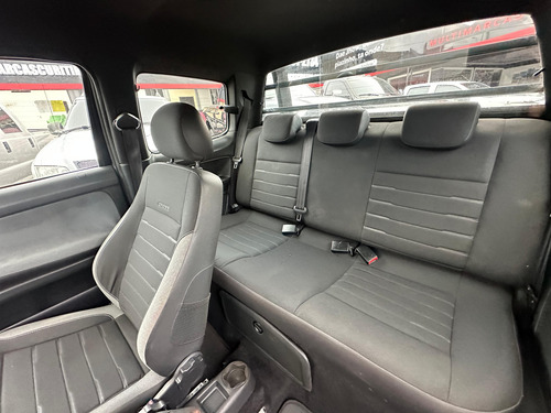 Volkswagen Saveiro 1.6 16v Cross Cab. Dupla Total Flex 2p