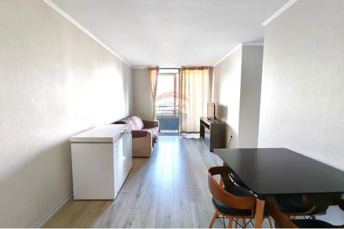 Departamento En Jardines De Lo Campino