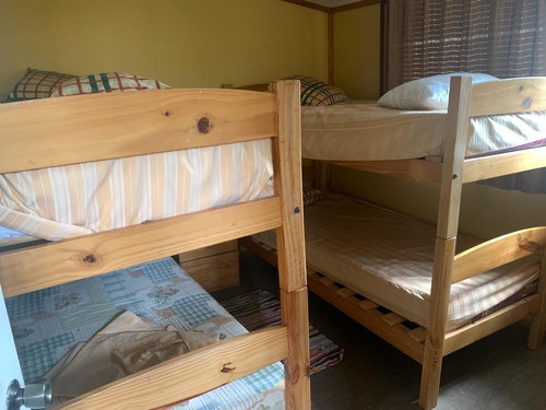 Casa En Venta De 5 Dorm. En Olmué