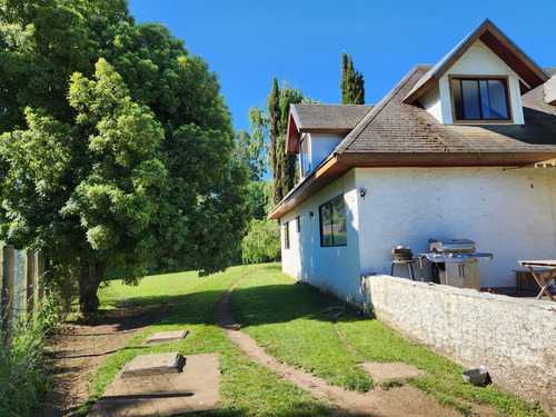 Vende Casa En Los Ángeles, Condominio Camino Antuco