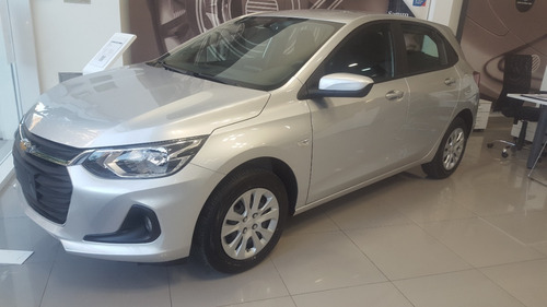 Imagen 9 de 25 de Chevrolet Onix Lt Tech 1.2 90 Cv Fs