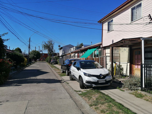 Se Vende Casa Mas Cabaña Valdivia. Posibilidad De Inversion.