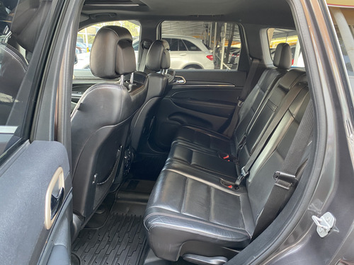 Jeep Grand Cherokee 3.6 Limited Lujo 4x2 Mt