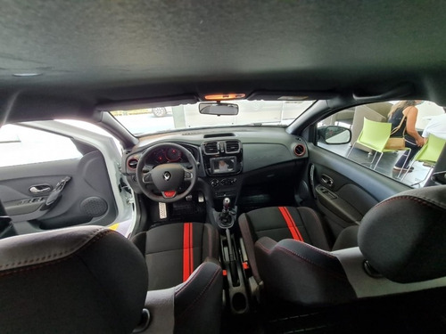 Imagem 14 de 15 de Renault Sandero Rs 2.0 Manual