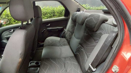Imagem 15 de 15 de Fiat Siena El 1.4 Flex 2014