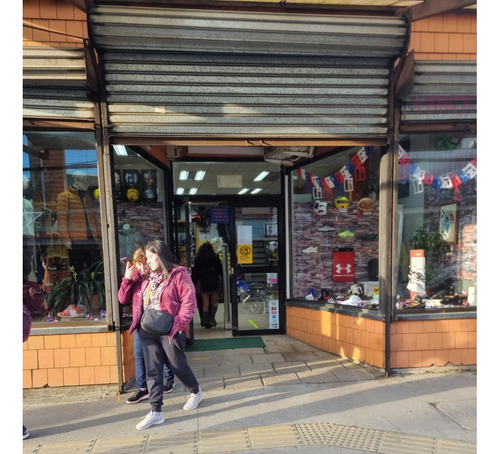 Amplio Y Céntrico Local Comercial En Ancud