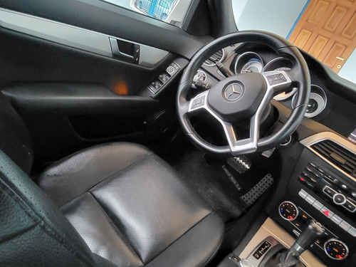 Imagen 6 de 10 de Mercedes-benz Clase C 1.8 C250 Avantgarde B.efficiency At