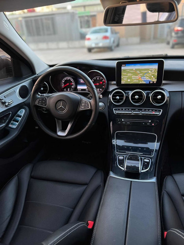 Imagen 13 de 15 de Mercedes-benz Clase C 2016 2.0 C250 Avantgarde 211cv At