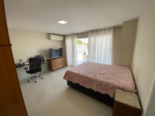 Casa De Condomínio À Venda Na Rua Walmor Chagas (cond B Nature), Recreio Dos Bandeirantes, Rio De Janeiro - Rj - Liv-9885