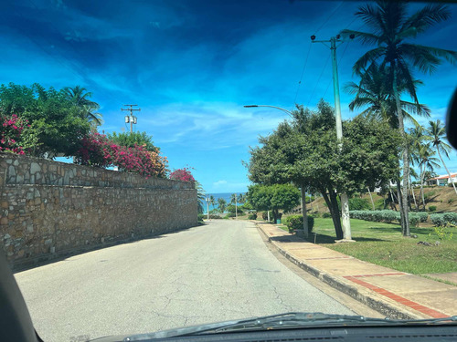 Terrazas Guacuco Margarita Arismendi Nva Esparta Cabaña Casa