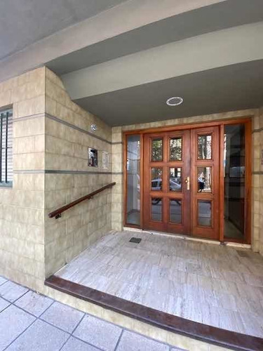 Imagen 2 de 7 de Venta- Depto 3 Ambientes A Remodelar !