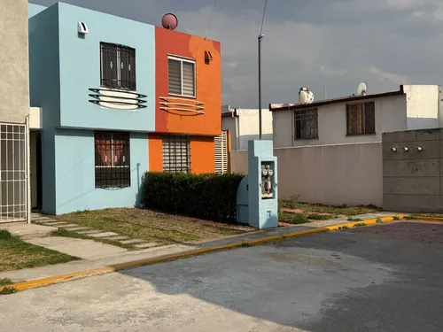 Hermosa Casa En Privada Con Todos Los Servicios